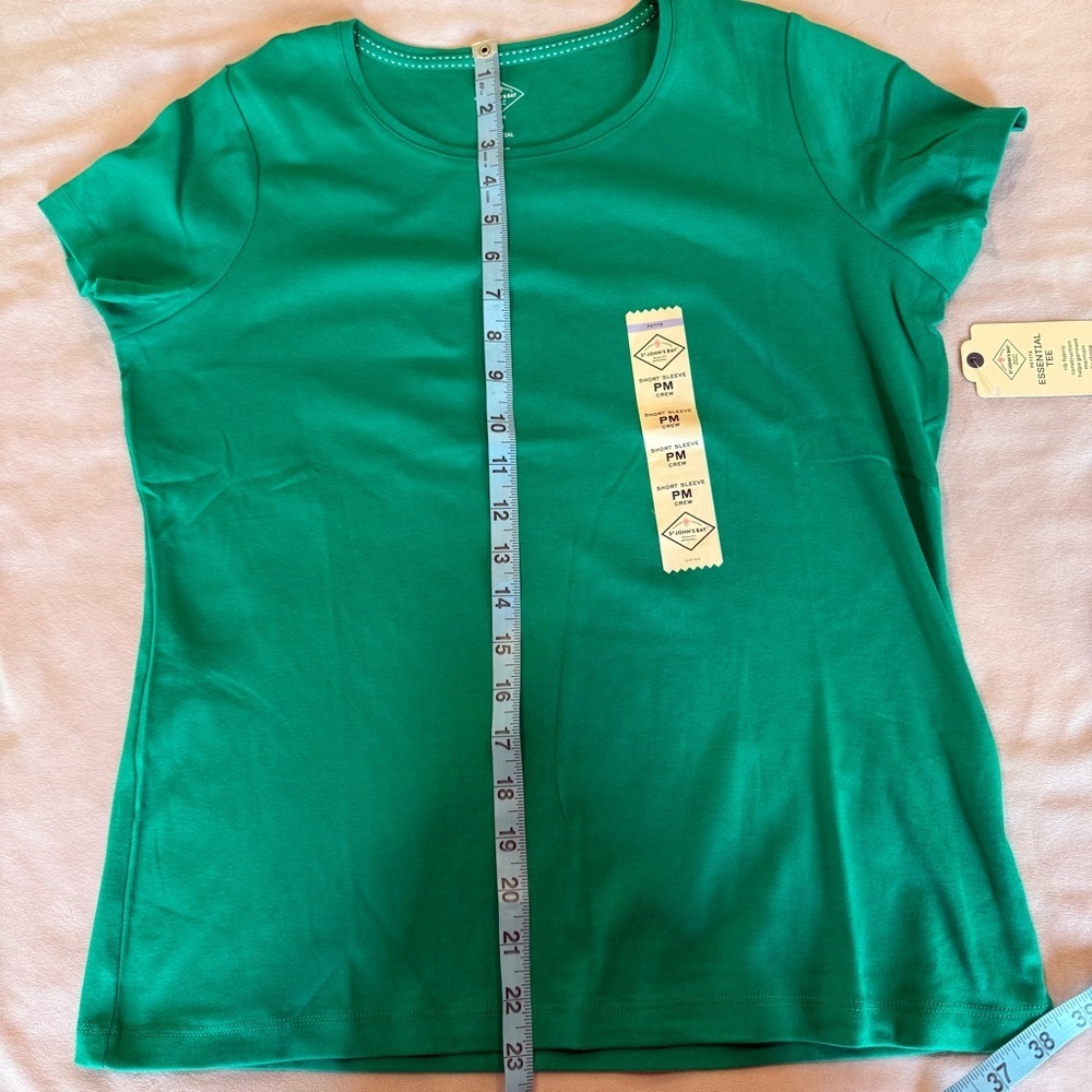 St John’s Bay Essential Tee Petite PM Green Short Sleeve NWT Cotton - Picture 7 of 9